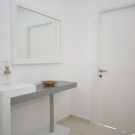 Appartamento Nl, Seven Stars 2 B/r Luxury